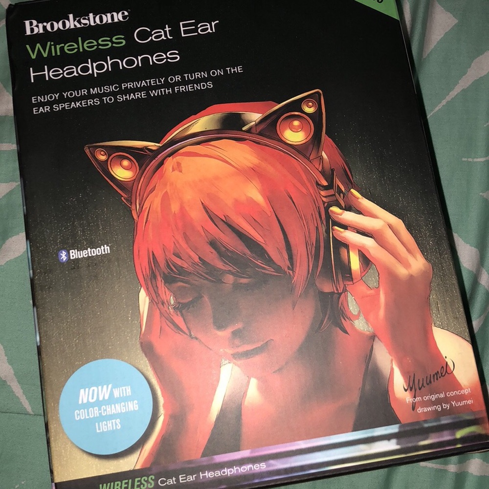 Brookstone Wireless Cat Headphones